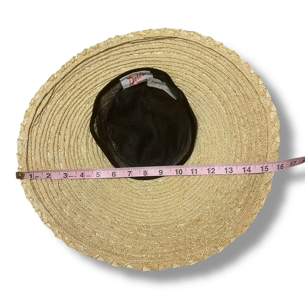 Vintage Doris Designed Famous-Barr Wide Brim Percher Straw Hat w/ Black Bow - Picture 6 of 10
